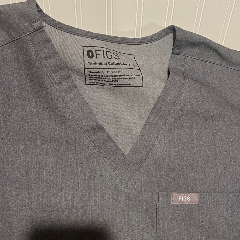 Figs Charcoal Scrub set - Picture 3 of 3